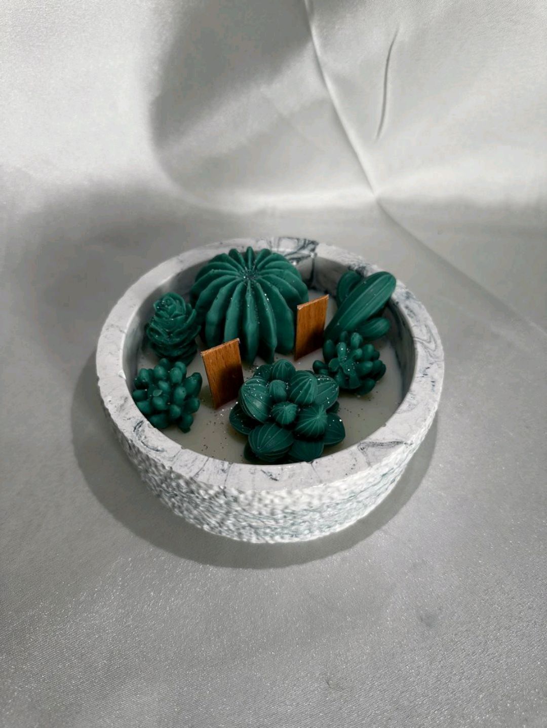 sukulent-bahcesi-kokulu-mum-beyaz