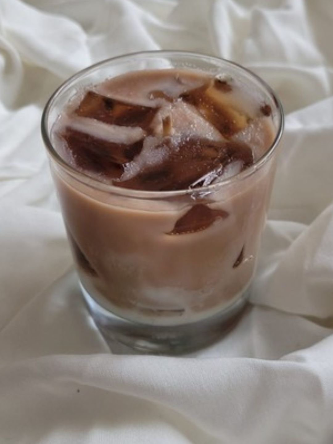 ice-coffee-kahve-tutkunlarina-ozel-ferahlatici-dokun-kahverengi