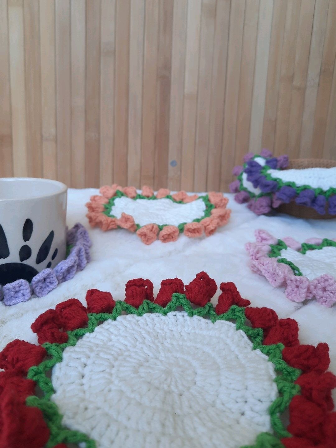 saksida-bardak-altliklari-cok-renkli