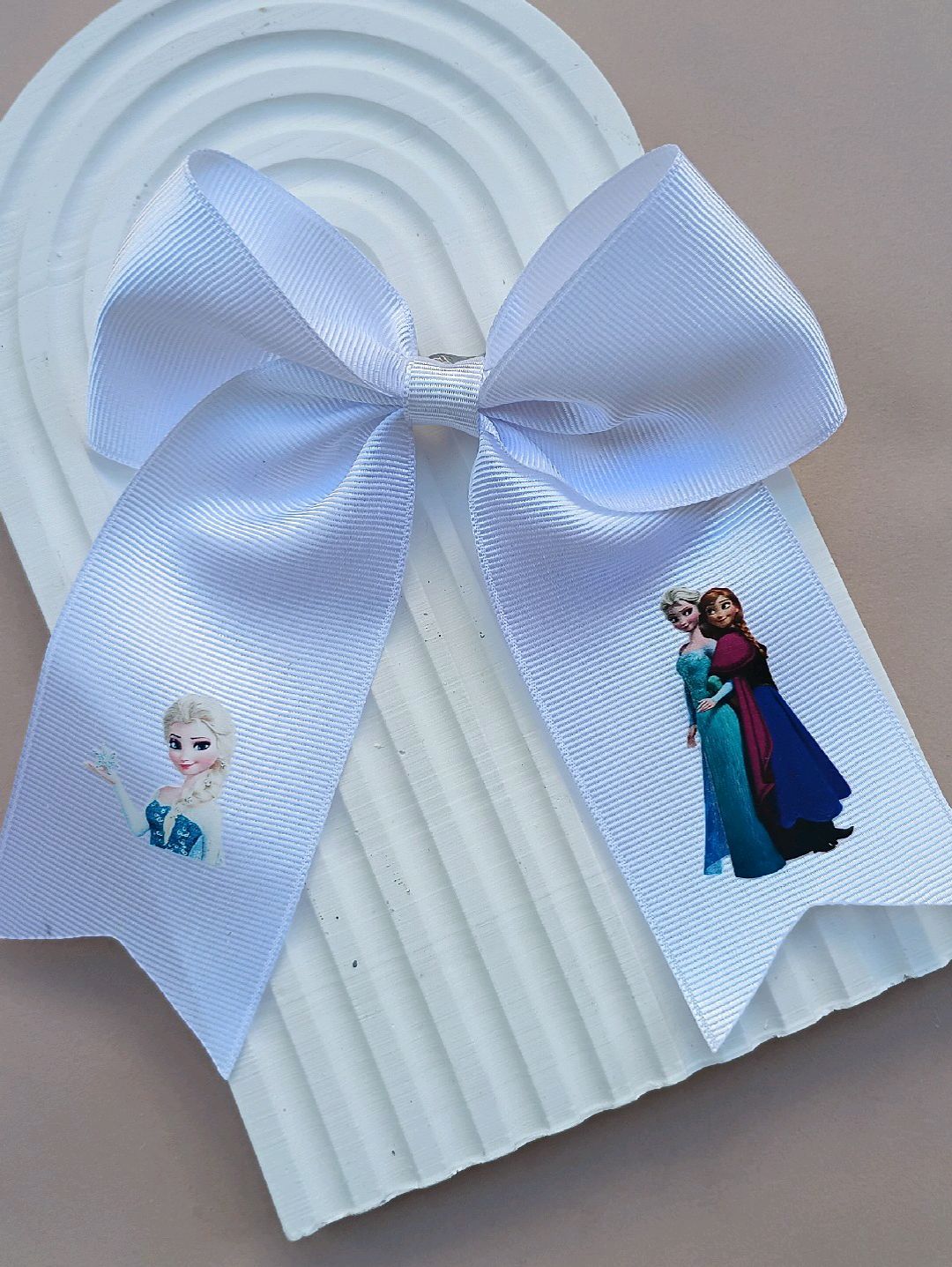 frozen-elsali-toka-beyaz