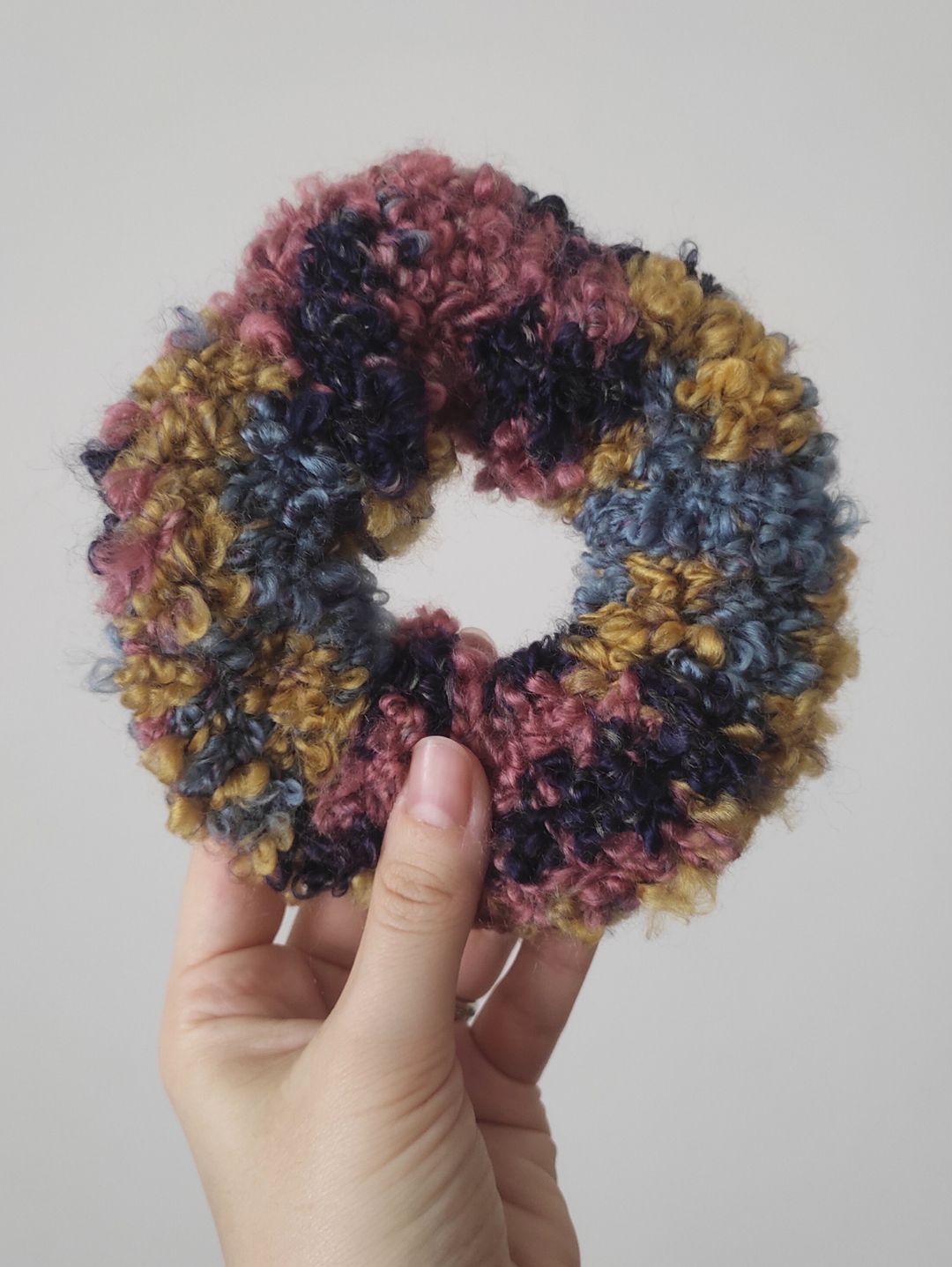 renkli-boucle-el-orgusu-toka-cok-renkli