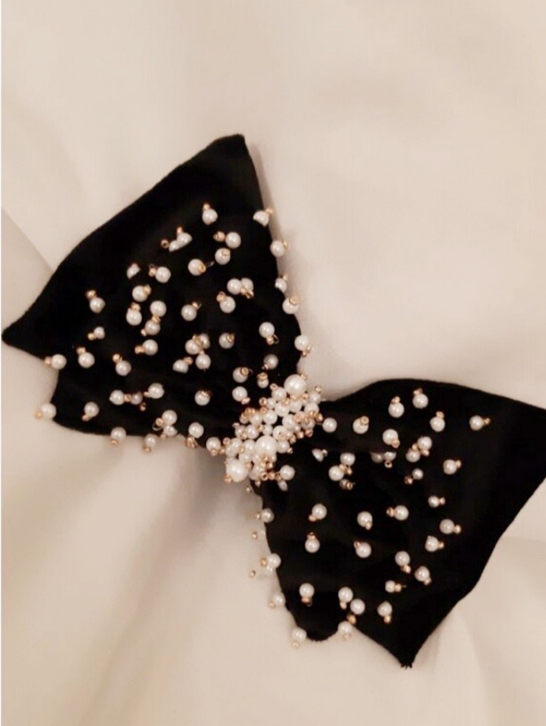 sky-bowtie-inci-islemeli-siyah-kadife-fiyonk-toka