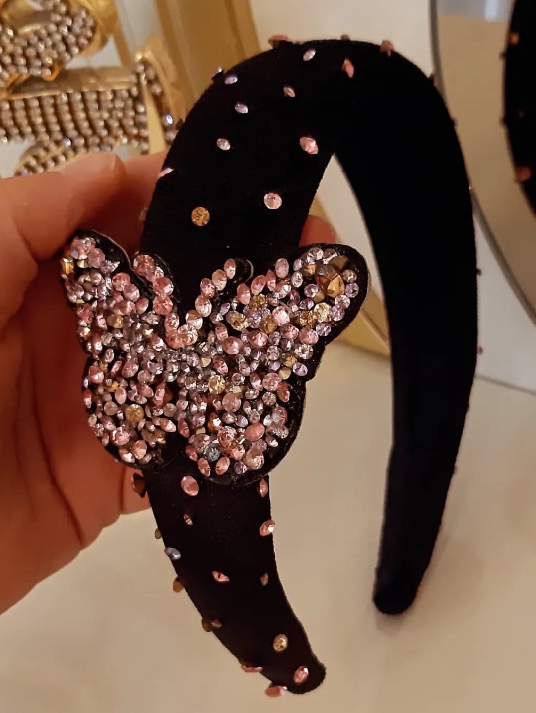 butterfly-siyah-tasli-kelebek-desenli-toka-tac-el-yapimi-sac-aksesuari