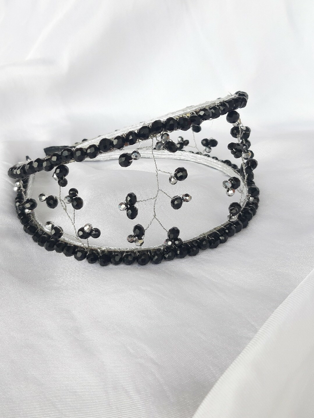 dark-dream-siyah-kristal-boncuk-islemeli-metal-tac---sac-bandi
