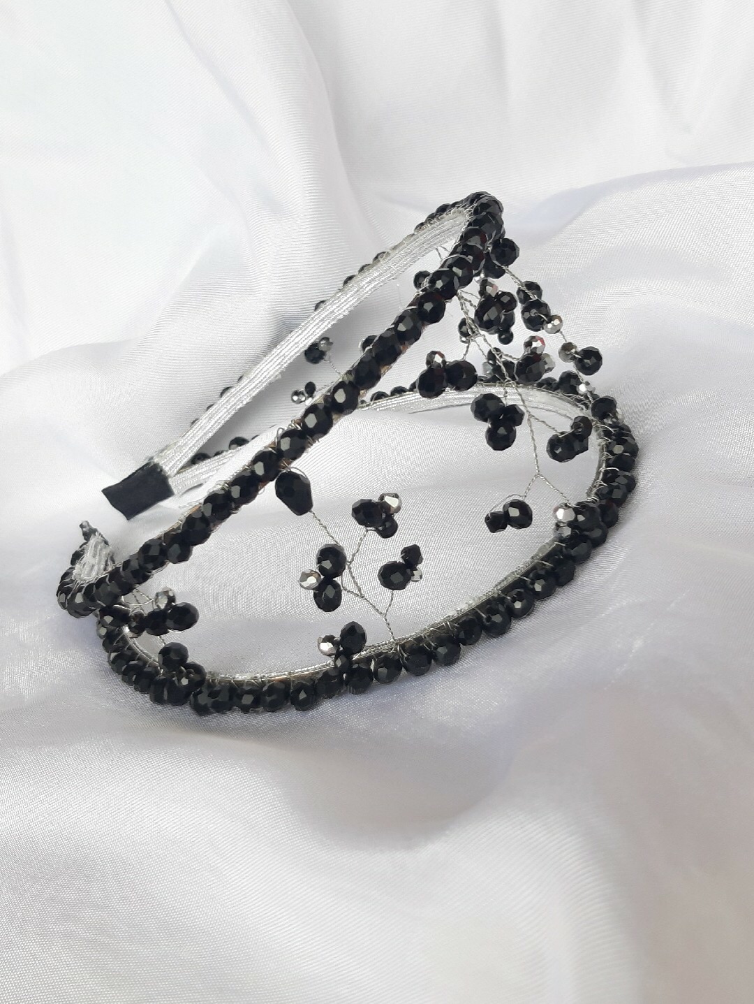 dark-dream-siyah-kristal-boncuk-islemeli-metal-tac---sac-bandi