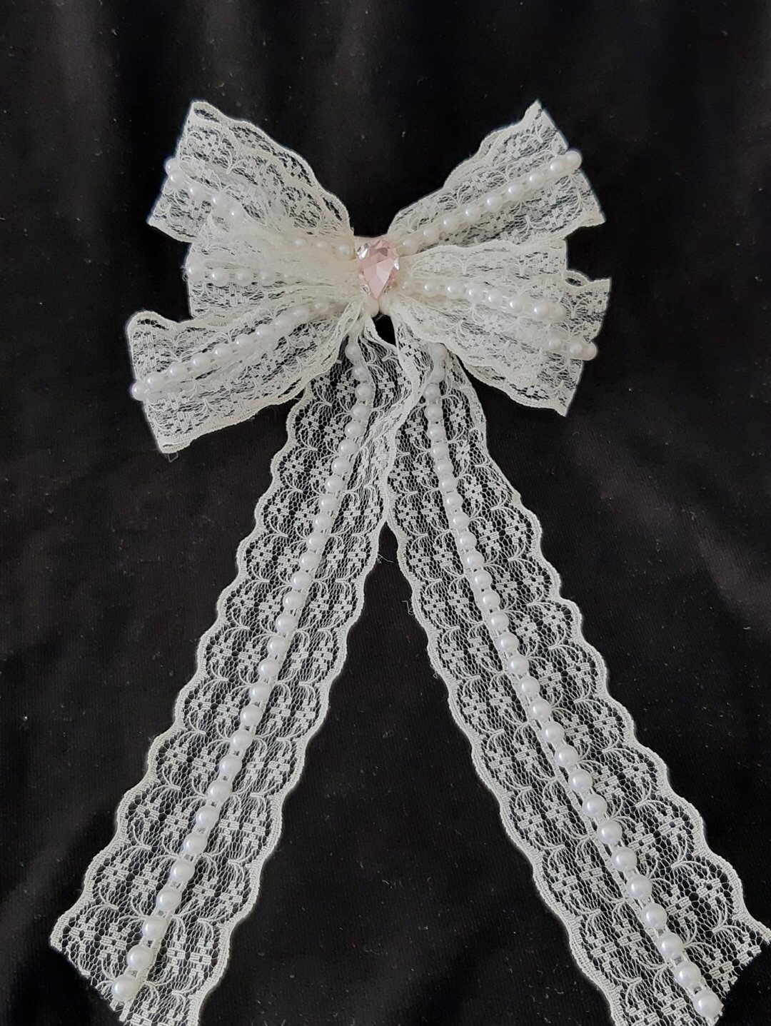 tulle-beauty-inci-islemeli-tul-fiyonk-toka-krem-rengi