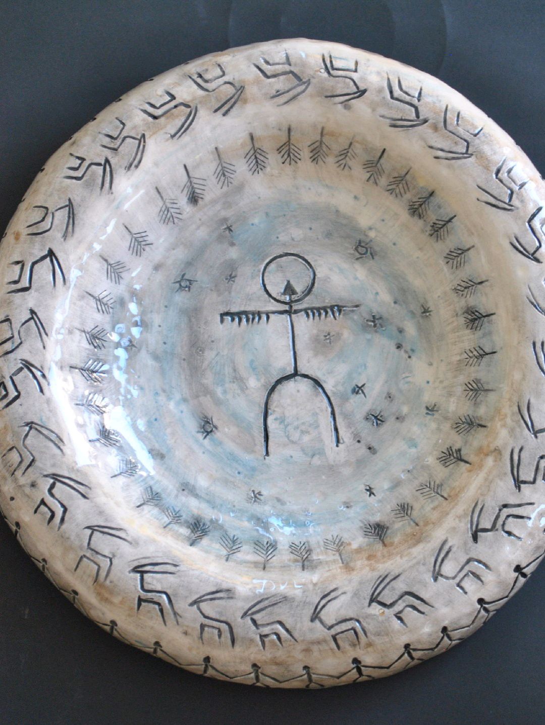 saman-davulu-duvar-panosu-bej