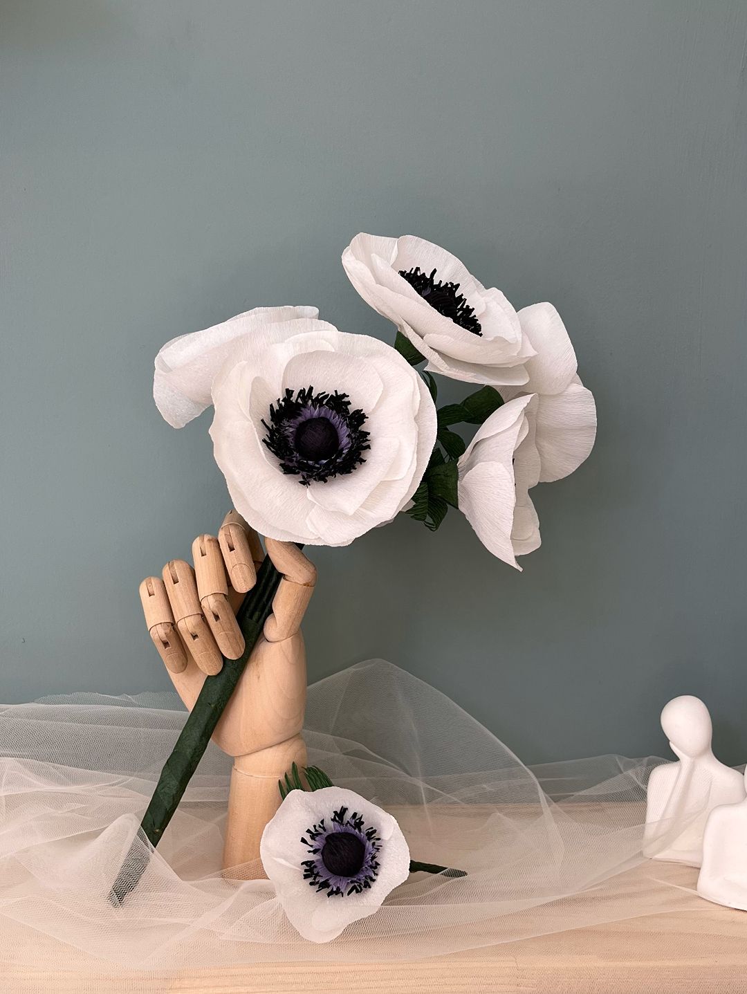 anemone-serenade-gelin-buketi--kagit-cicek-sanati-beyaz