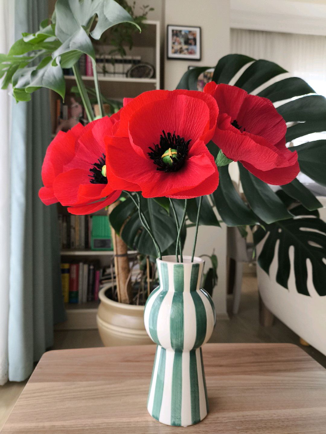 red-kiss-poppy-bouquet-kirmizi