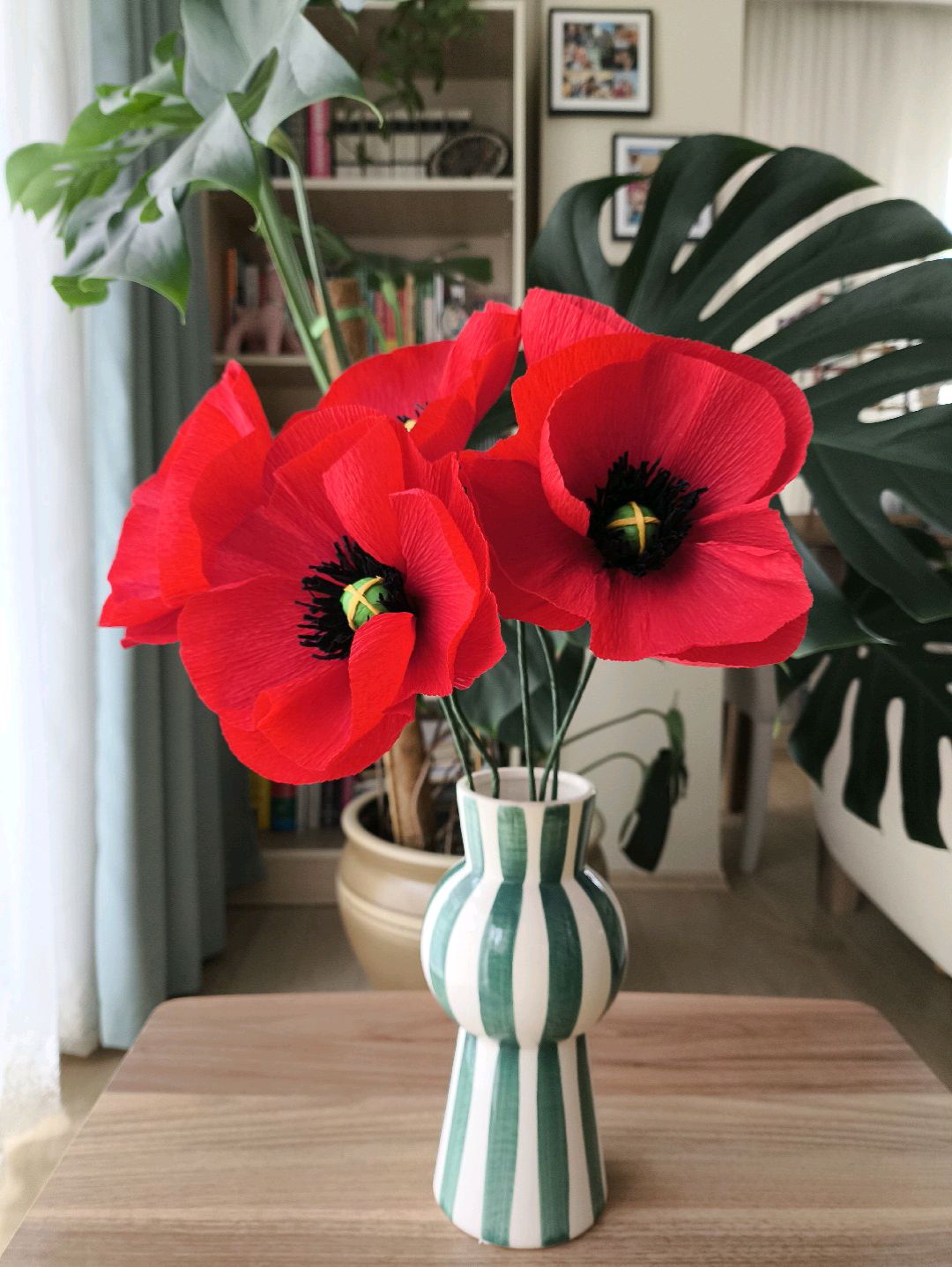 red-kiss-poppy-bouquet-kirmizi