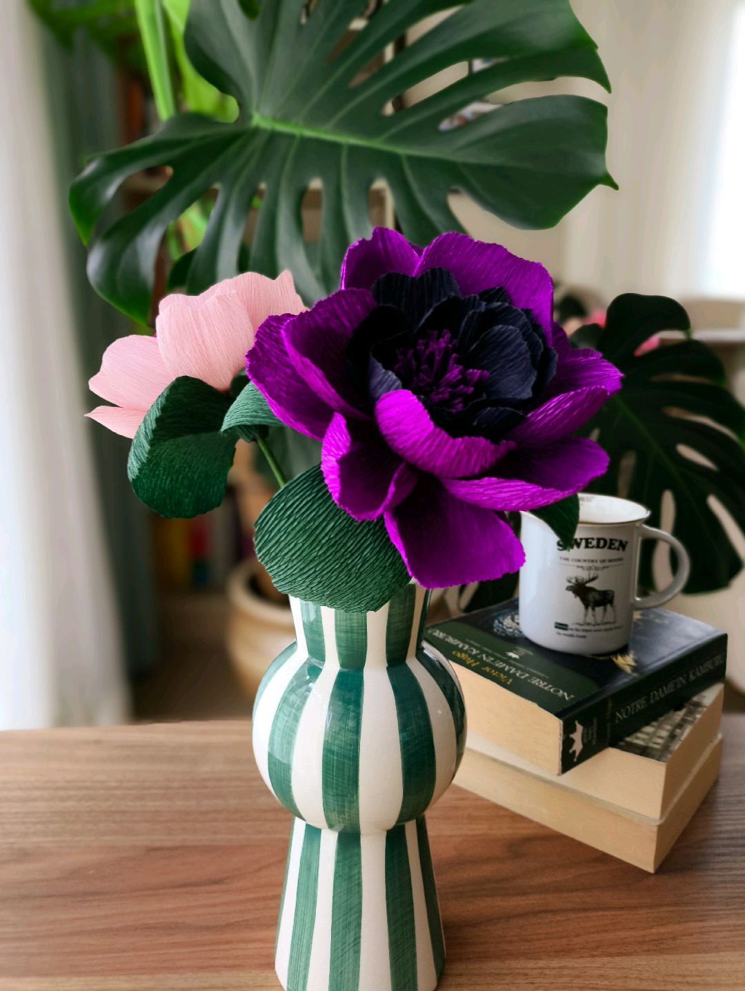 deep-purple-peony-kagit-cicek-u-koyu-mor