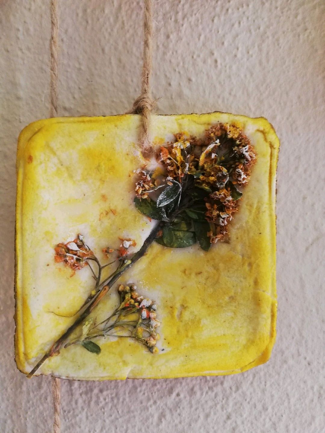 el-yapimi-tabak-beyaz