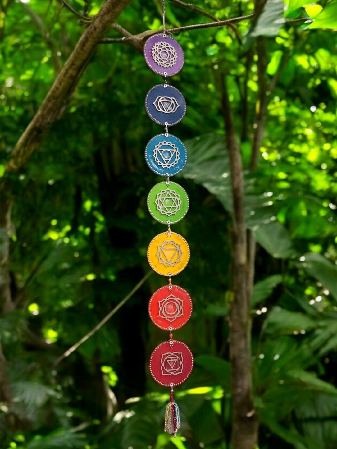 7-cakra-ahsap-duvar-dekorasyonu-gumus-cok-renkli