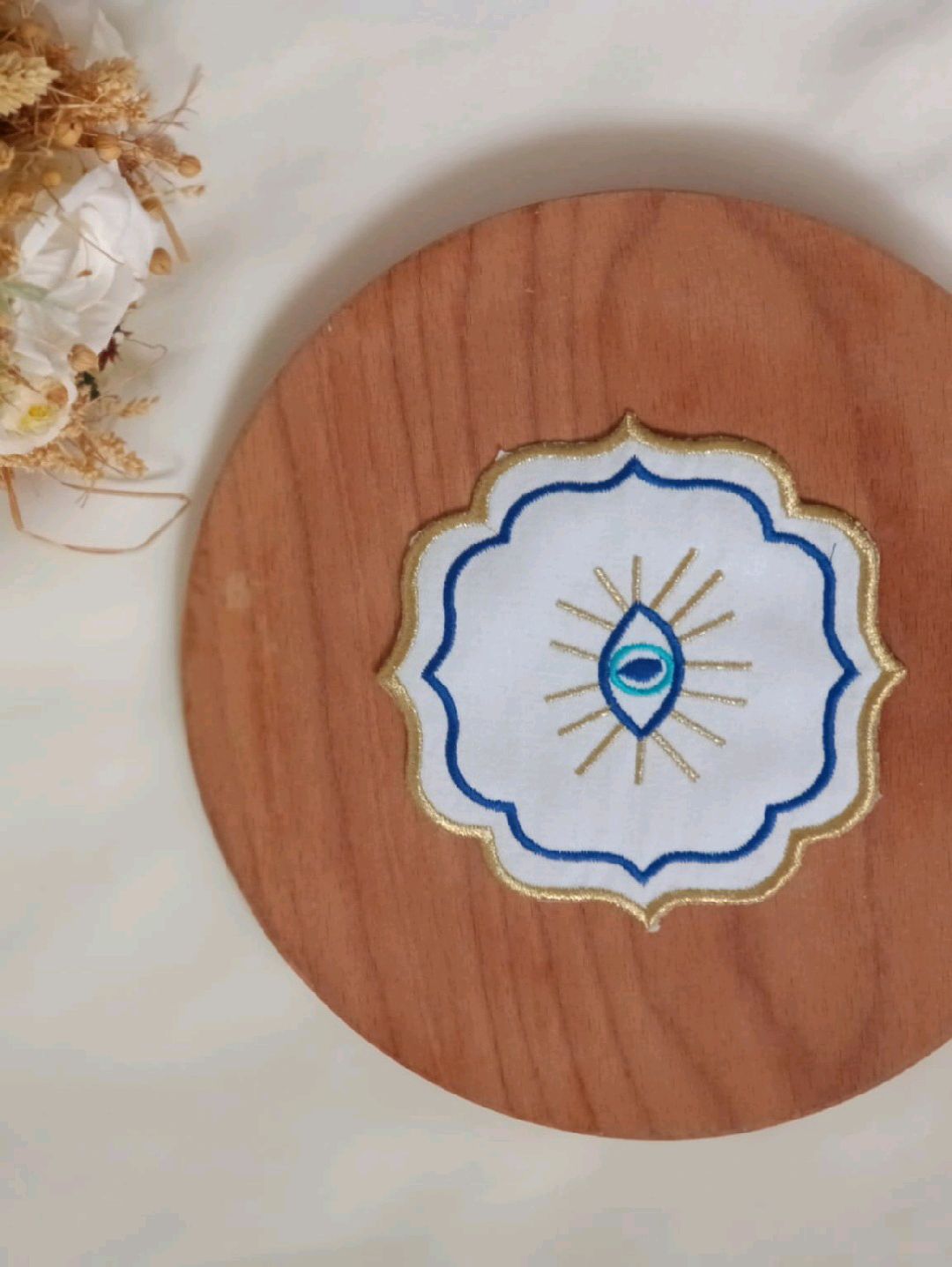 nazar-goz-figurlu-sunum-pecetesi-saks-mavi
