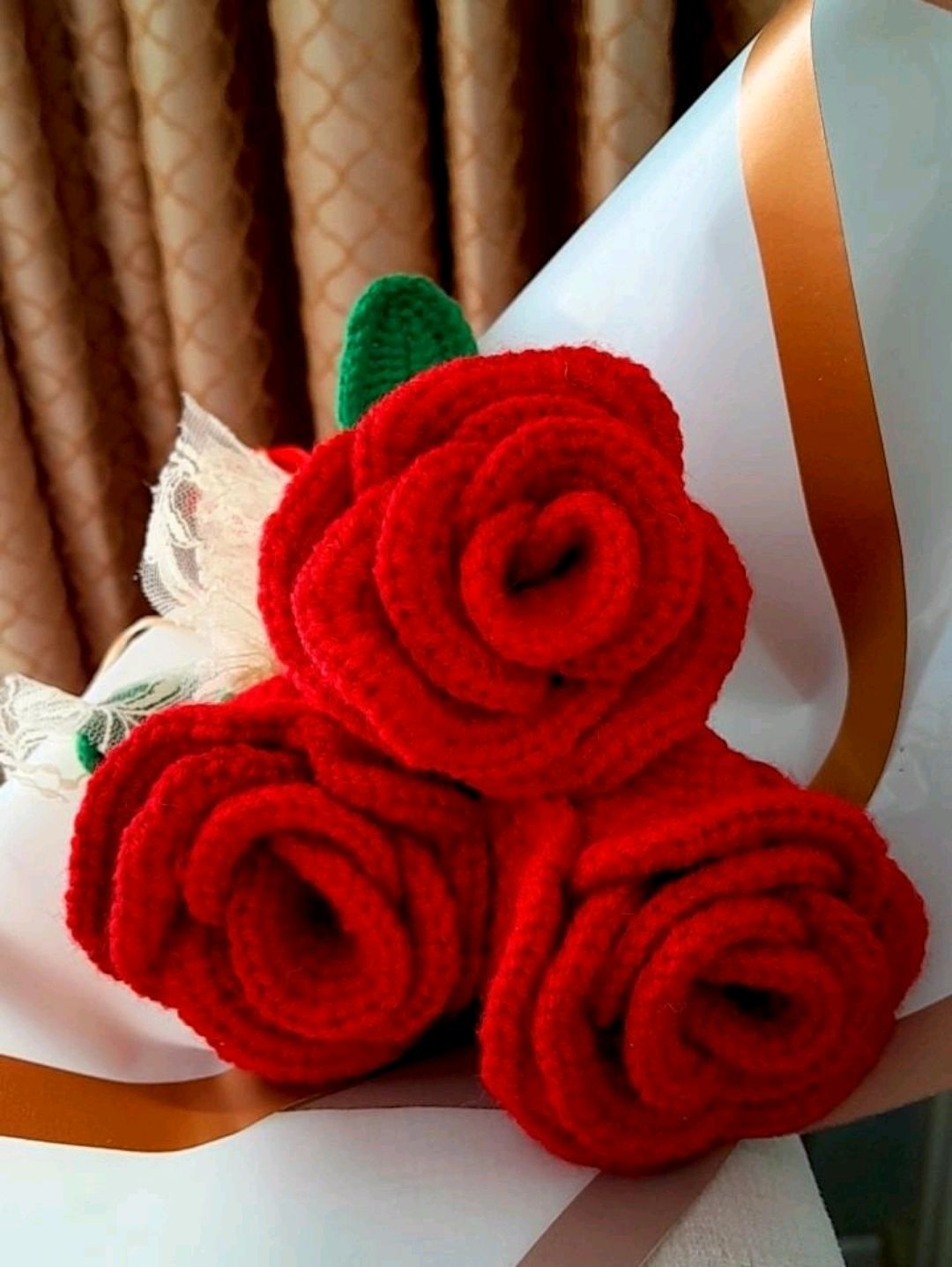 orgu-gul-buketi-kirmizi