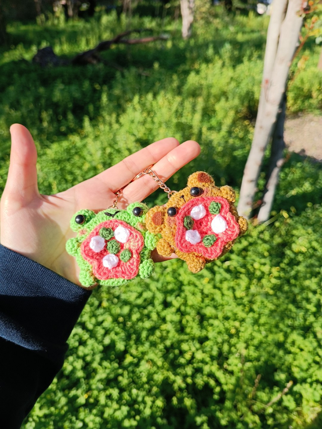 amigurumi-pizza-ayi-ve-kurbaga-anahtarlik-yesil