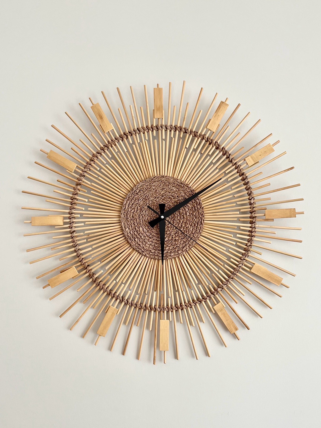 60-cm-el-yapimi-bambu-rattan-dekoratif-duvar-saati-kahverengi