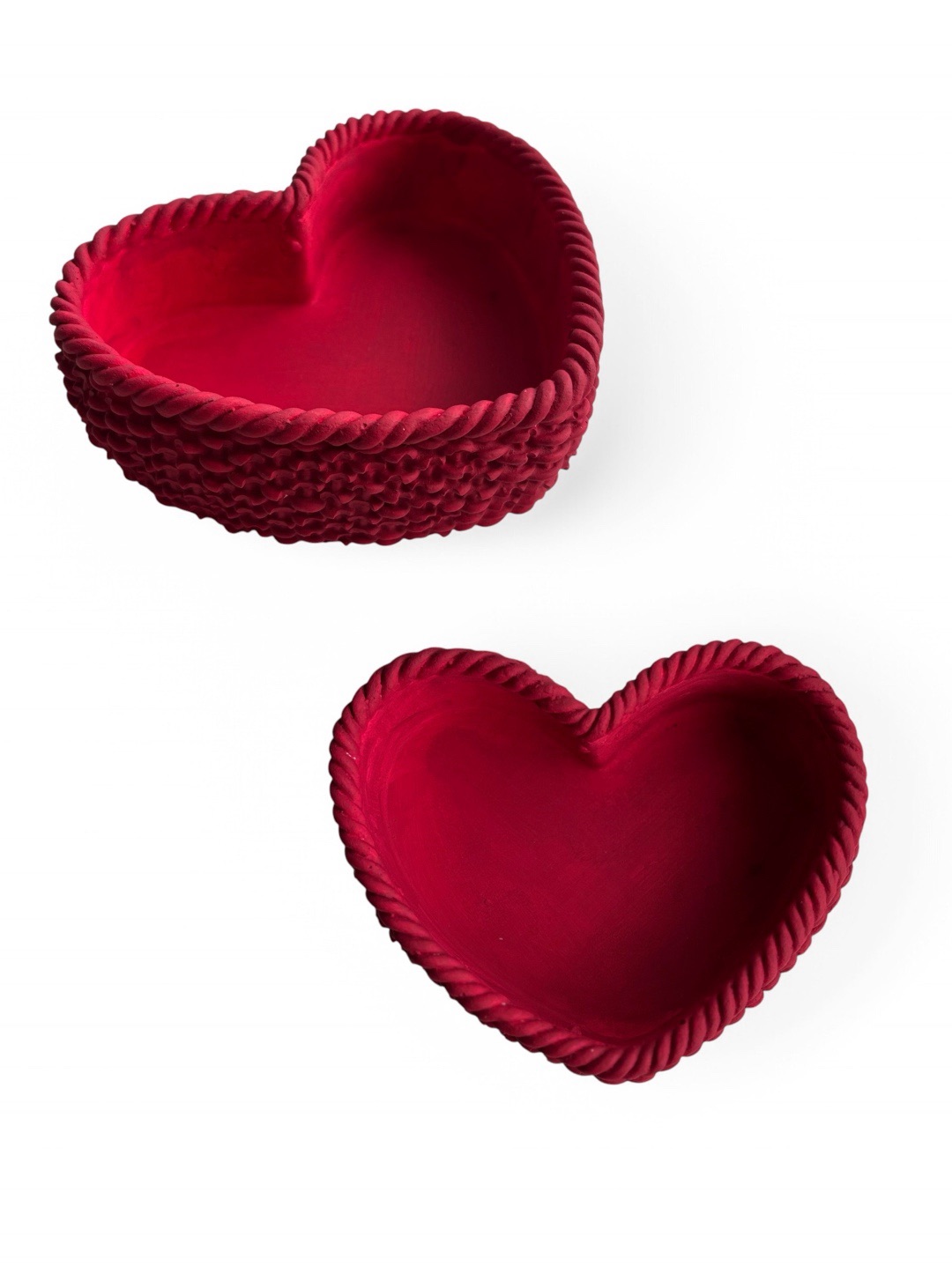 love-heart-beton-saksi-kirmizi