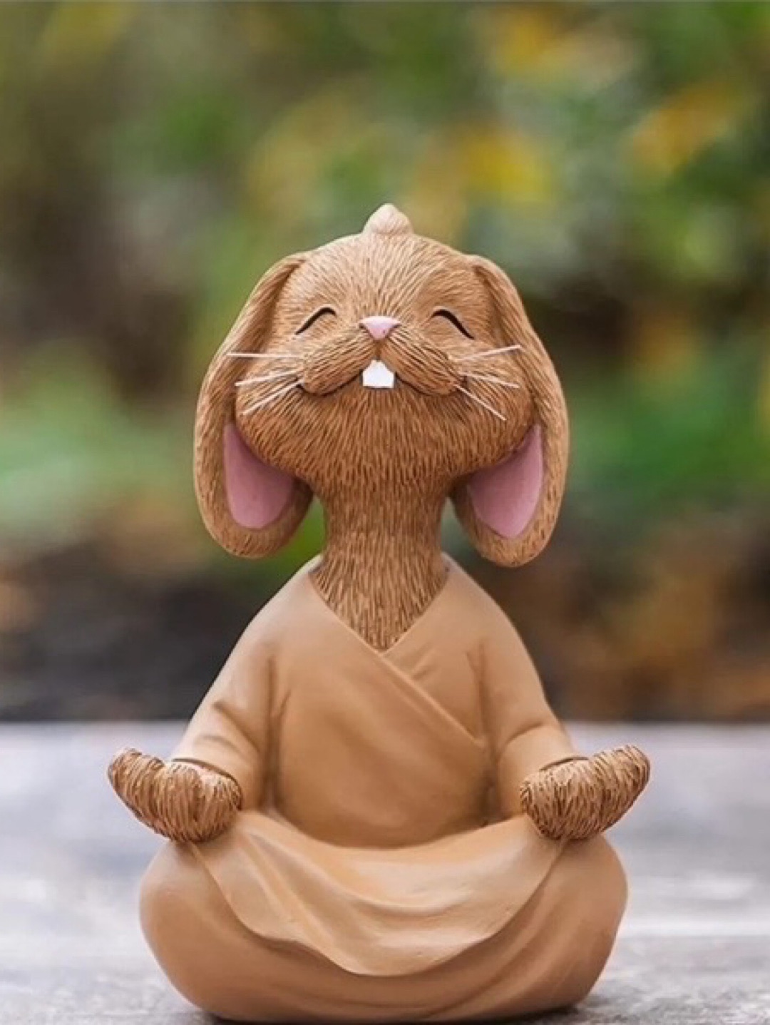 dekoratif-meditasyon-yapan-tavsan-biblo