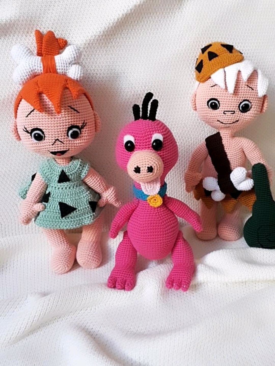 tas-devri-cakil-bambam-dino-yesil