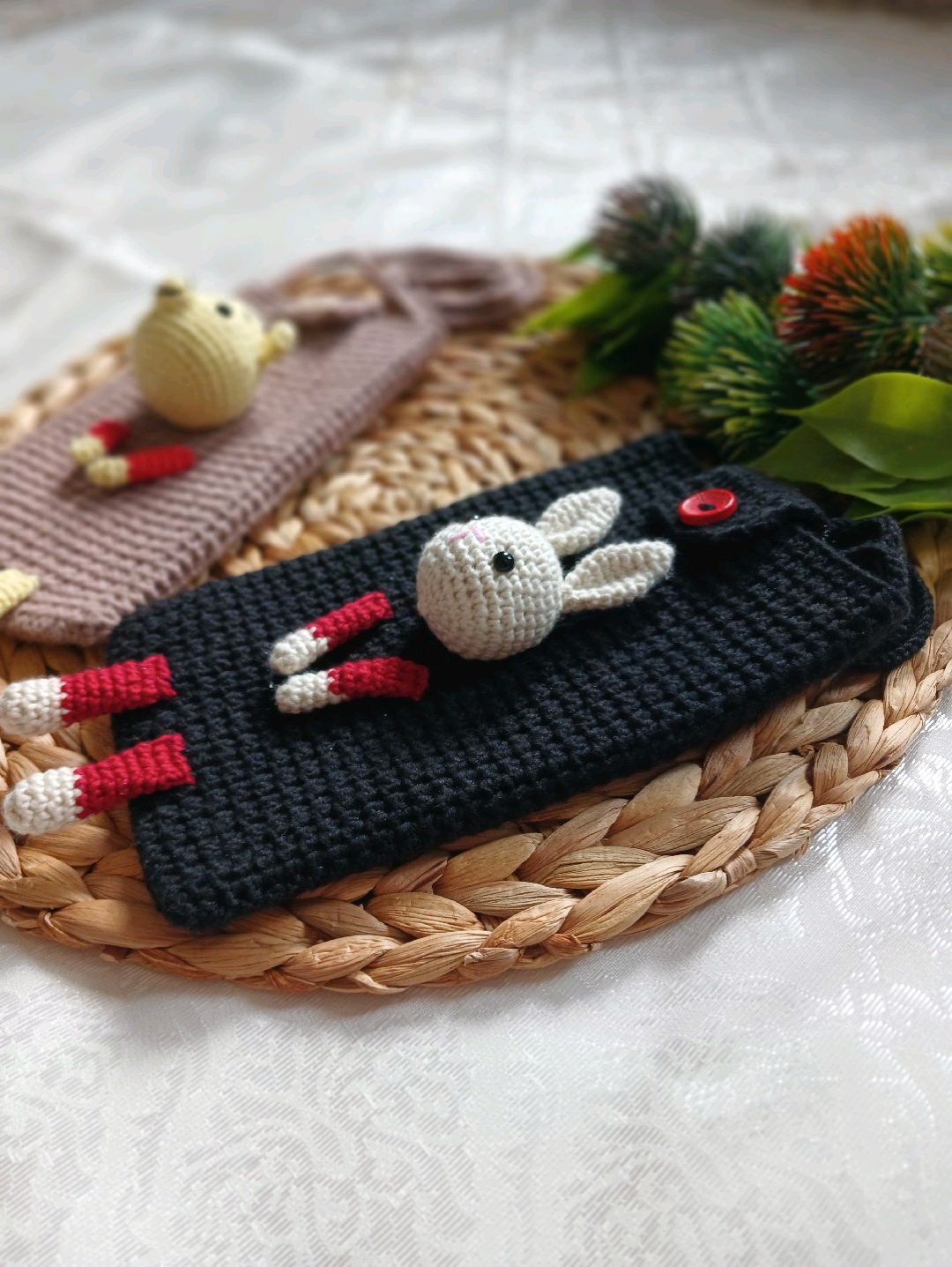 telefon-cantasi-ve-anahtarlik-siyah
