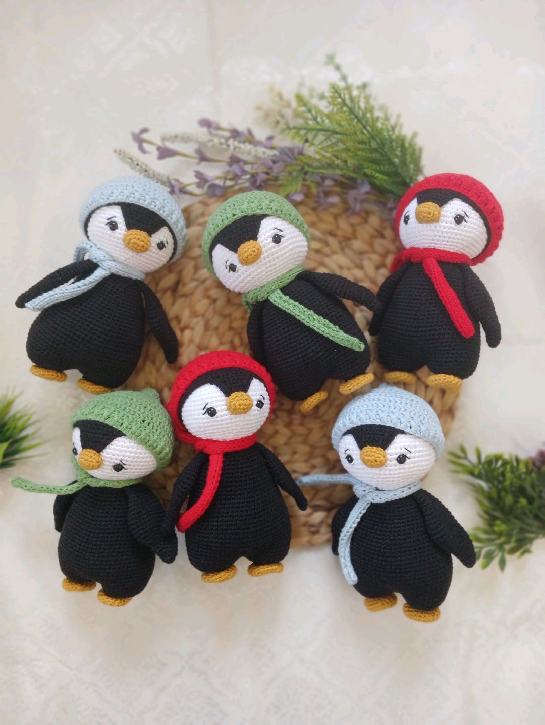 sapkali-penguen-siyah