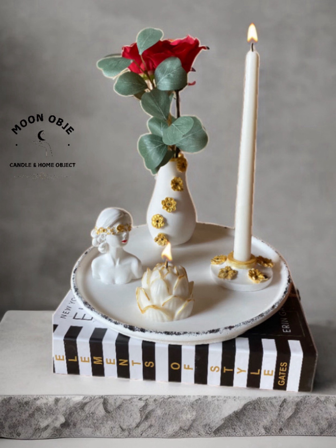 moon-obje-cicek-dekorlu-gold-detayli-lotus-mumlu-set-beyaz