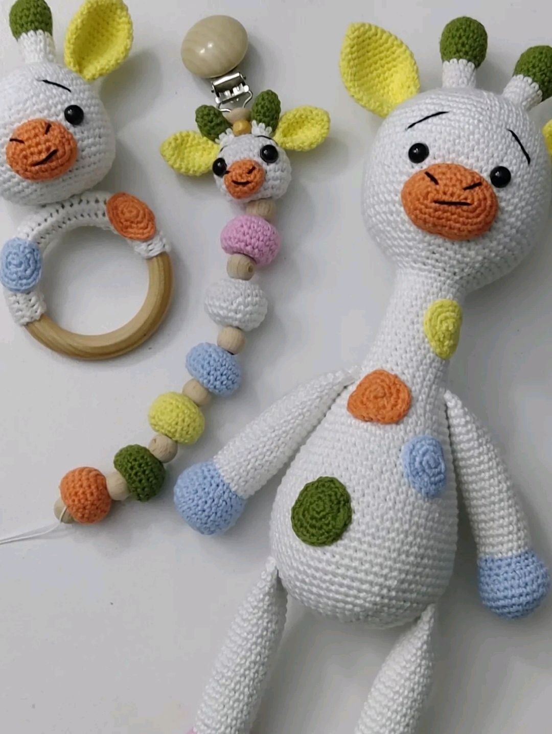 amigurami-oyuncak-zurafa-seti-beyaz