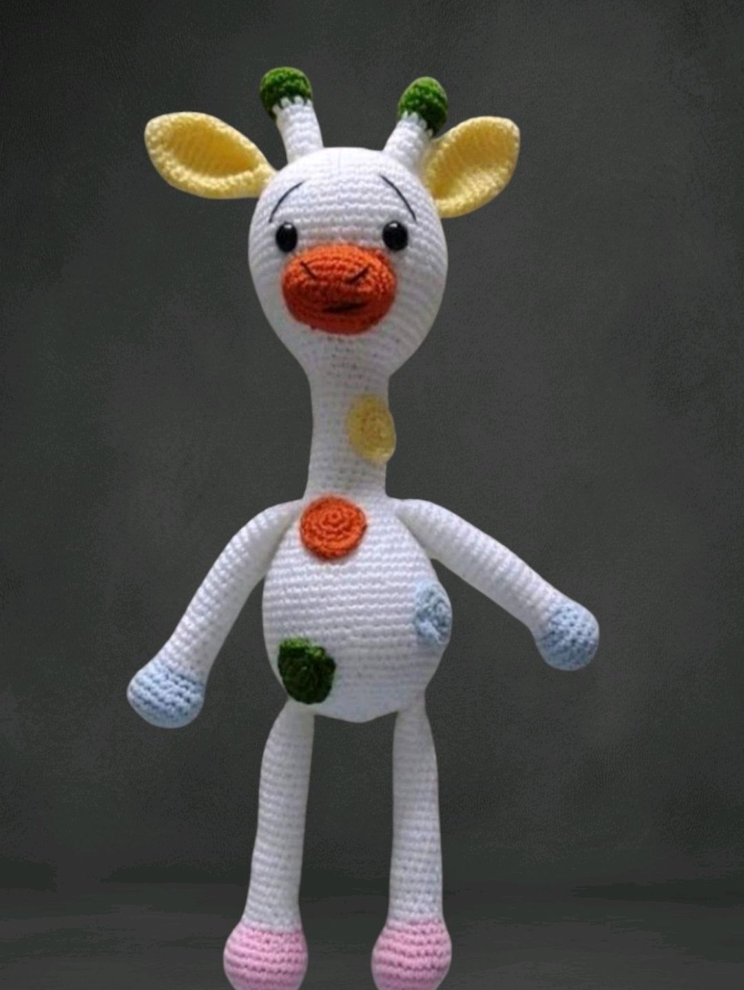 amigurami-zurafa-cok-renkli
